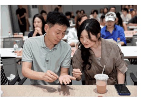 2025 Goldsmiths 校友发展峰会现场交流